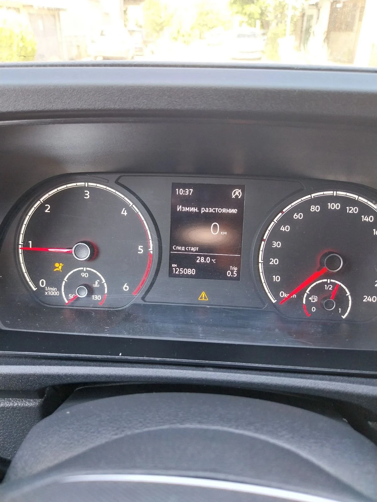 VW Caddy 2 0tdi - изображение 9