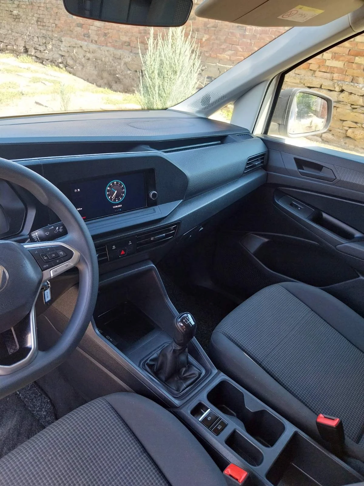 VW Caddy 2 0tdi - изображение 7
