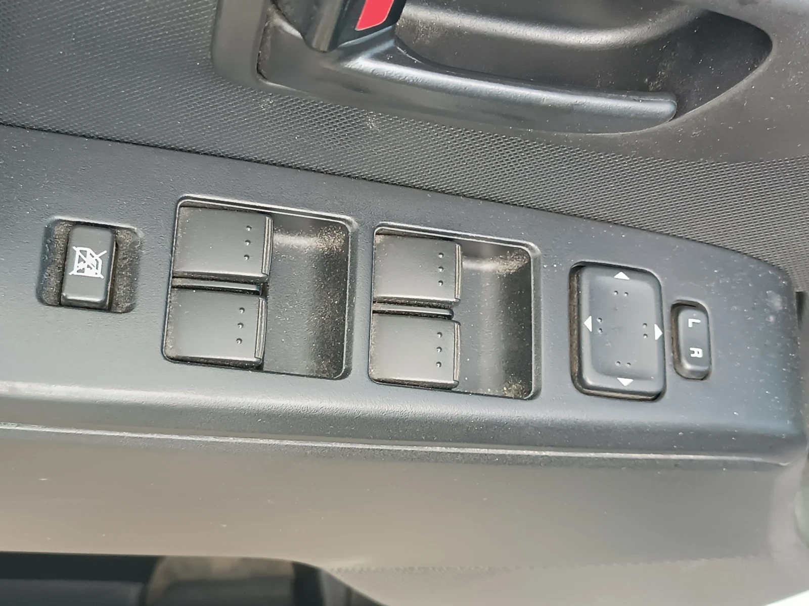 Mazda 5 1, 8i, 7 места, ПЕРФЕКТНА, ЛИЗИНГ  - изображение 10