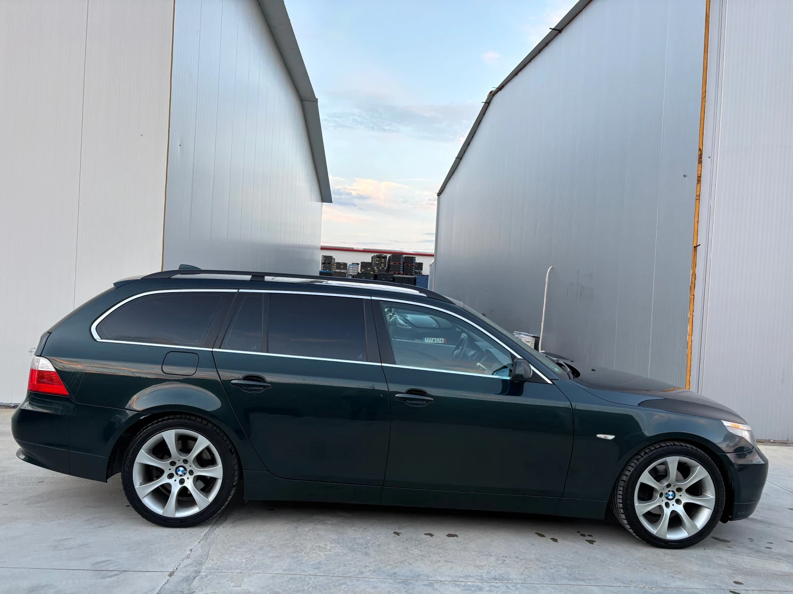 BMW 525 D Ръчка* 235кс* Panorama* Подгрев* PDC*  - изображение 8