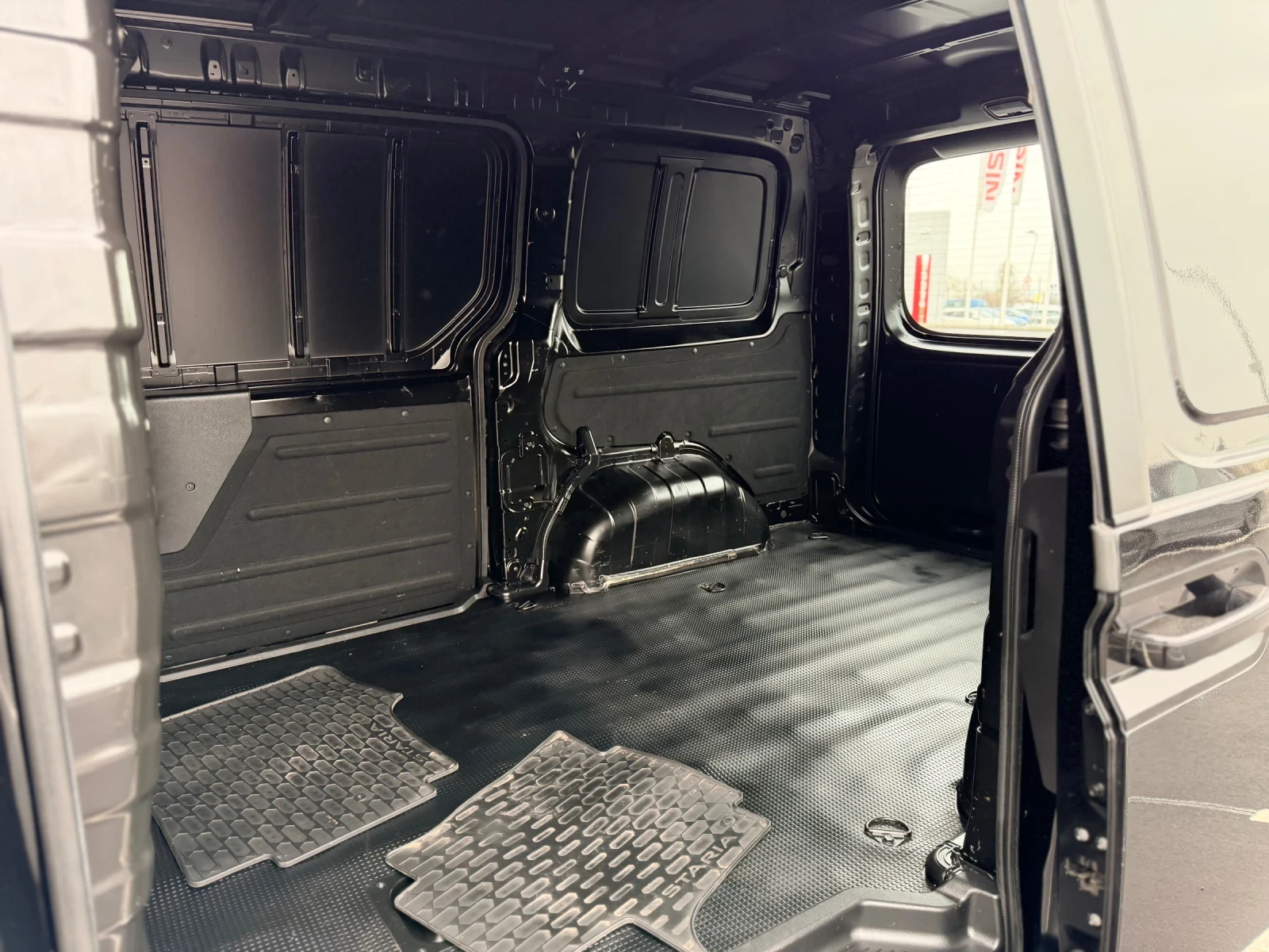 Hyundai Staria 2.2crdi ������ ���� ��������� �� 285 ���� | Mobile.bg � ����������� 13