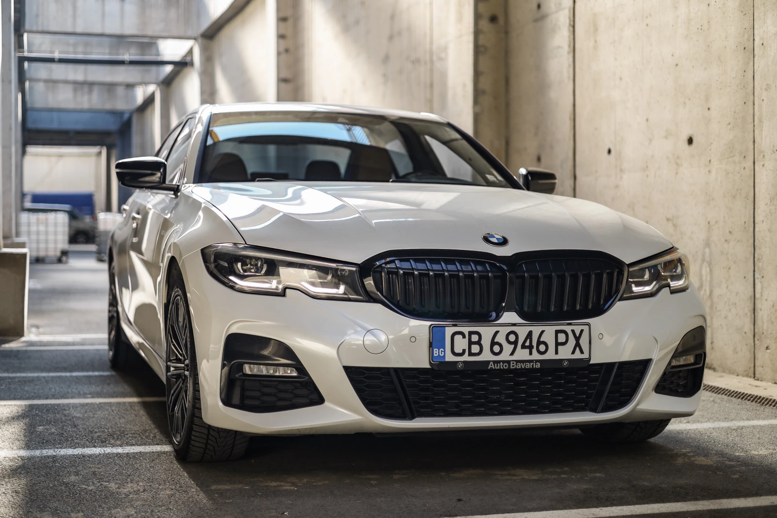 BMW 320 i xDrive � �������� � ����� �������� | Mobile.bg � ����������� 2