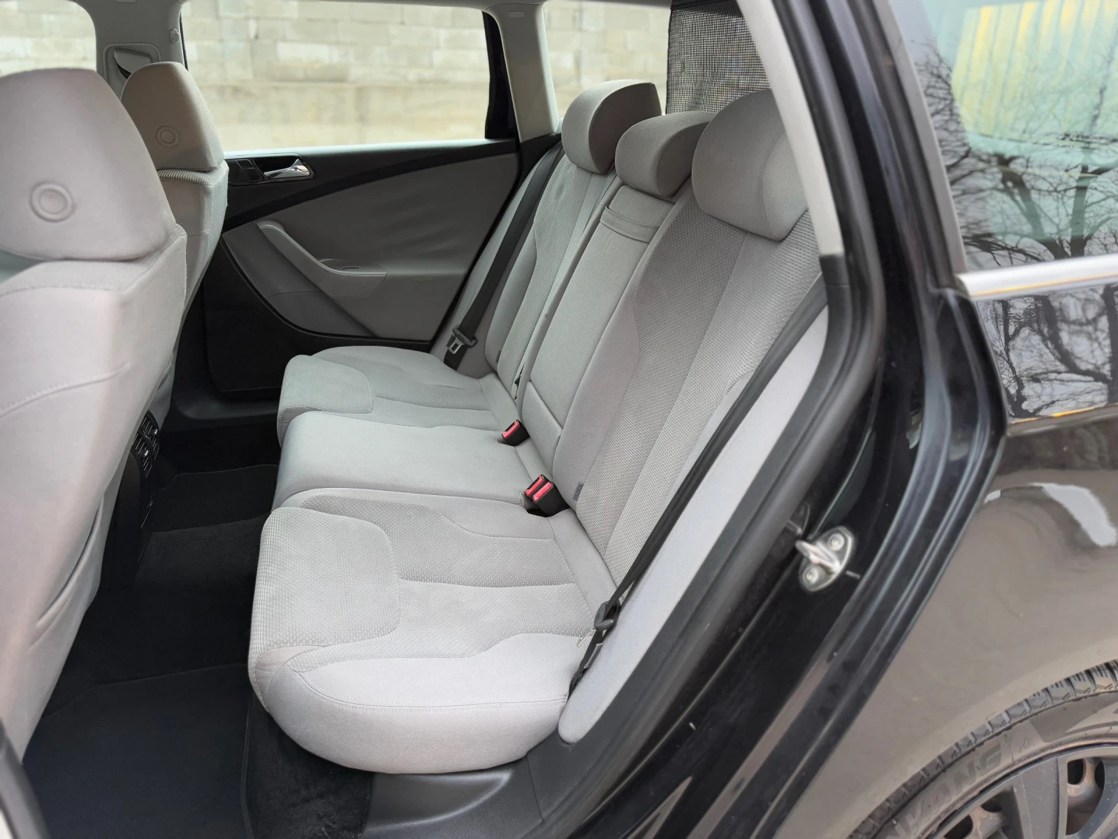 VW Passat VI, снимка 11 - Автомобили и джипове - 53955260