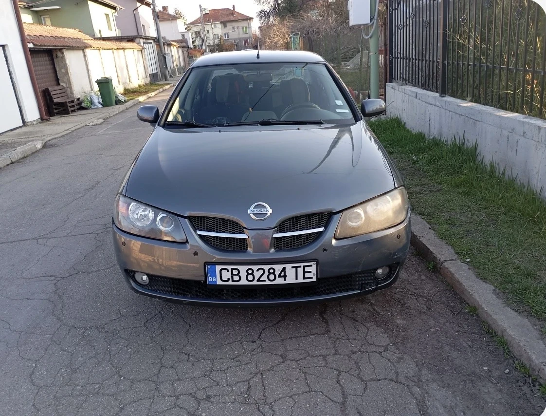 Nissan Almera