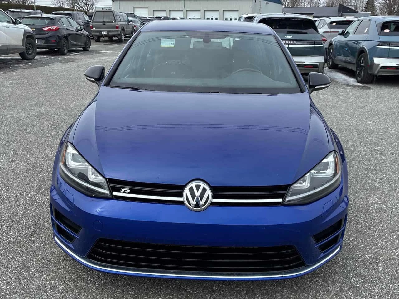 VW Golf R AWD * MANUAL* ГЛАВЕНО ПРЕДСТАВИТЕЛСТВО * , снимка 2 - Автомобили и джипове - 53999632