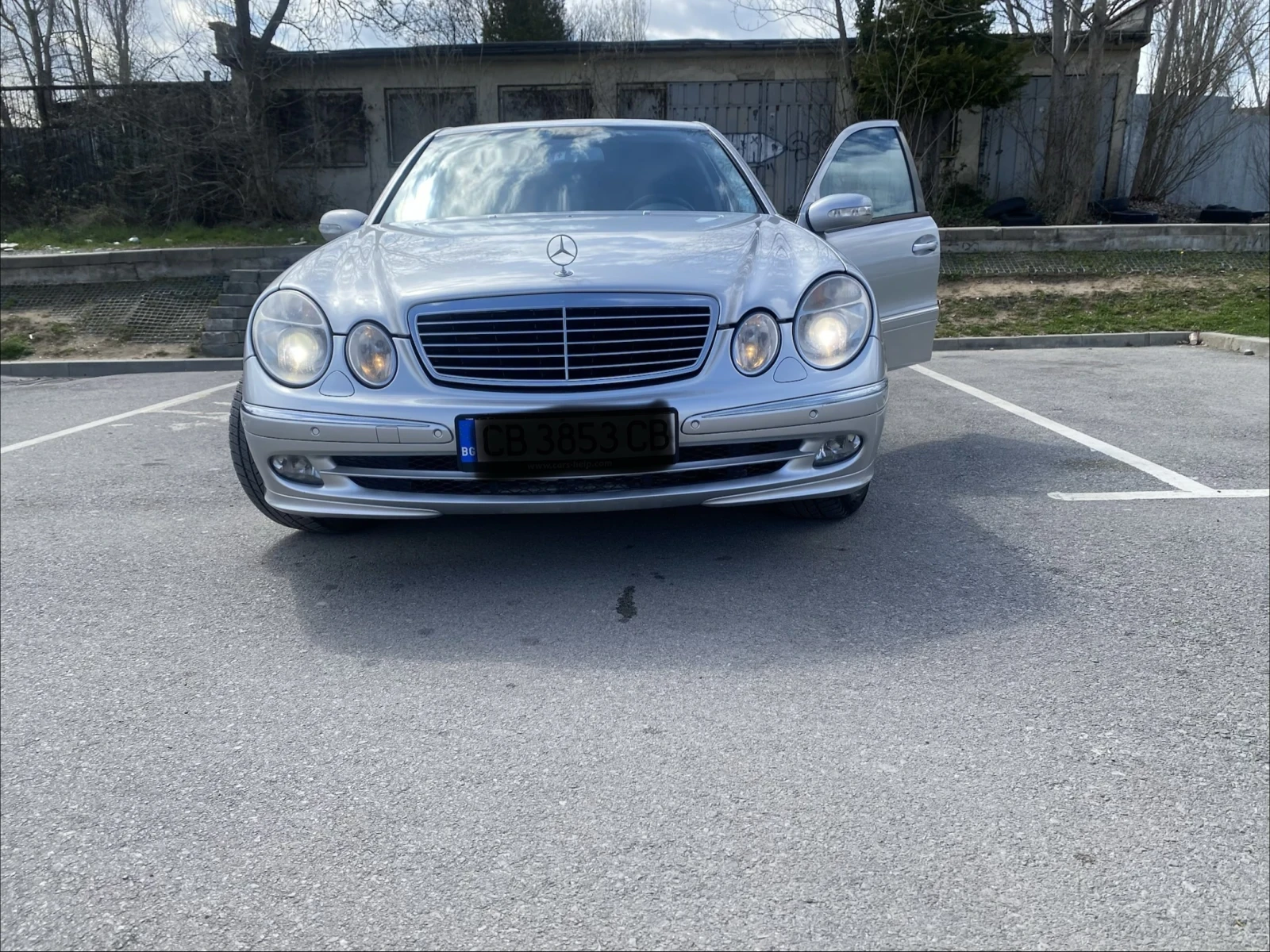 Mercedes-Benz E 320 4 matic, снимка 12 - Автомобили и джипове - 54148435