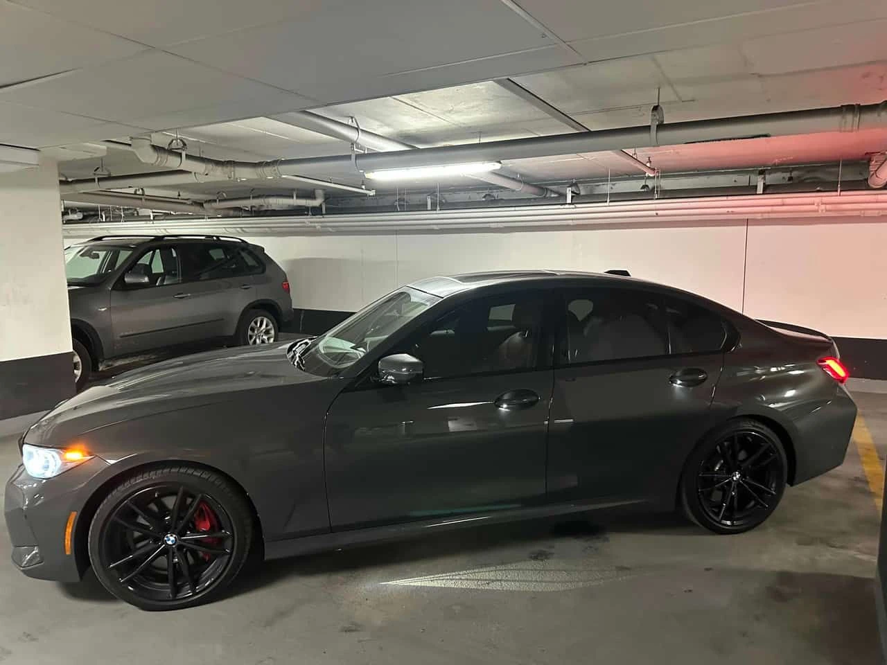 BMW 330 I xDrive * M SPORT* HARMAN/KARDON* HEAD-UP* CARFAX, снимка 2 - Автомобили и джипове - 54240603