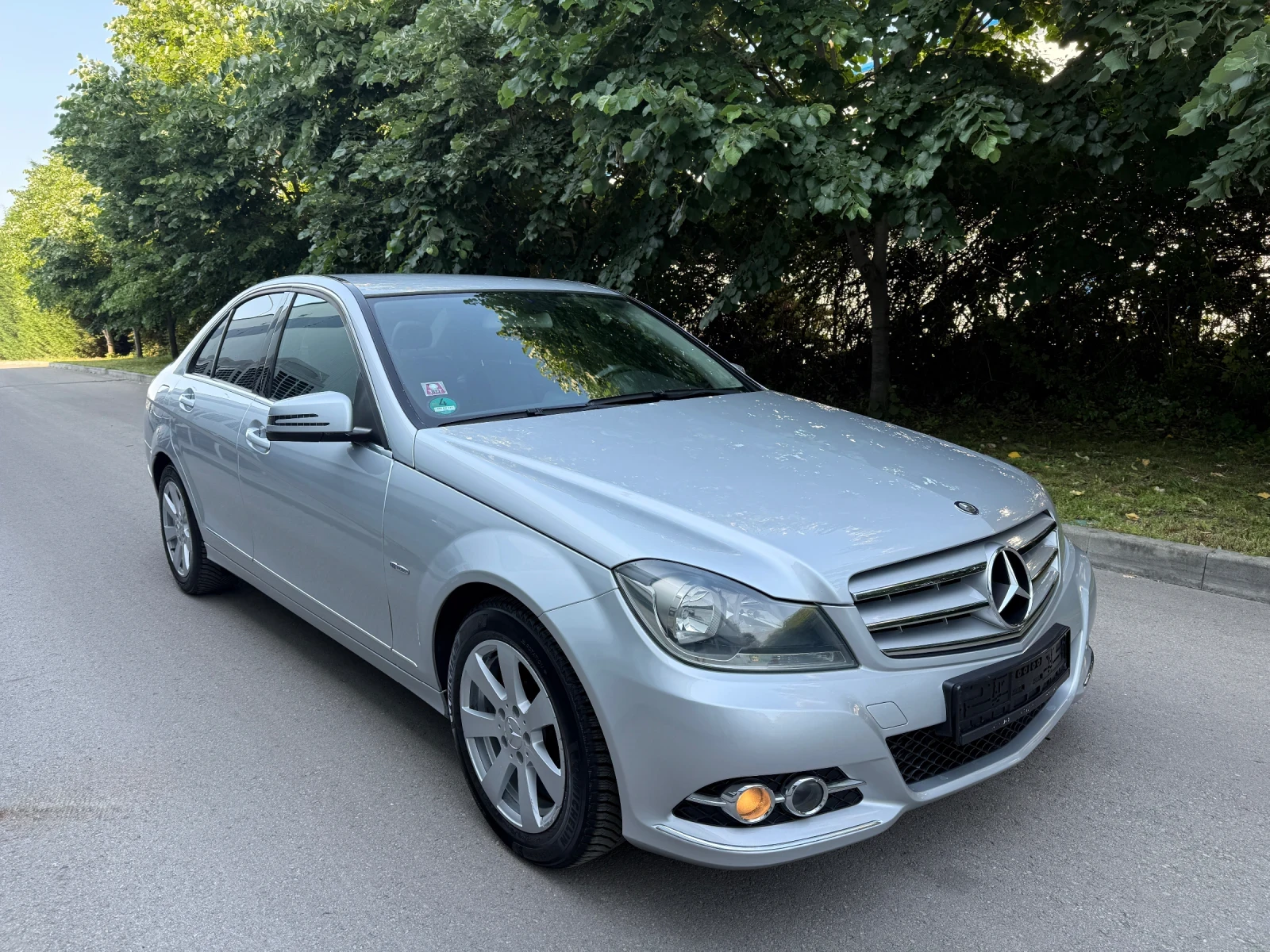 Mercedes-Benz C 200 1.8 Autom/Facelift, снимка 3 - Автомобили и джипове - 54795273