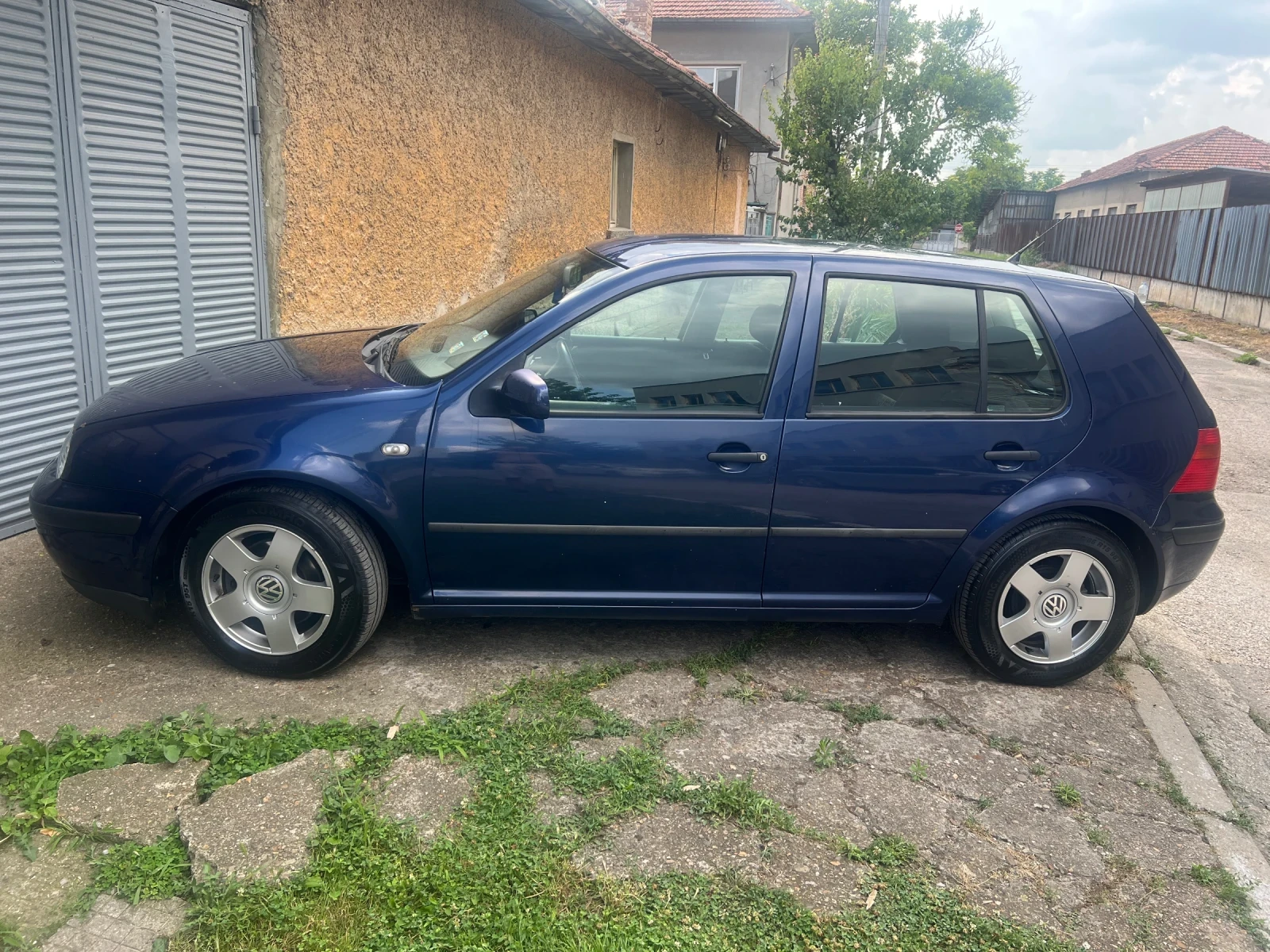 VW Golf, снимка 3 - Автомобили и джипове - 55184875