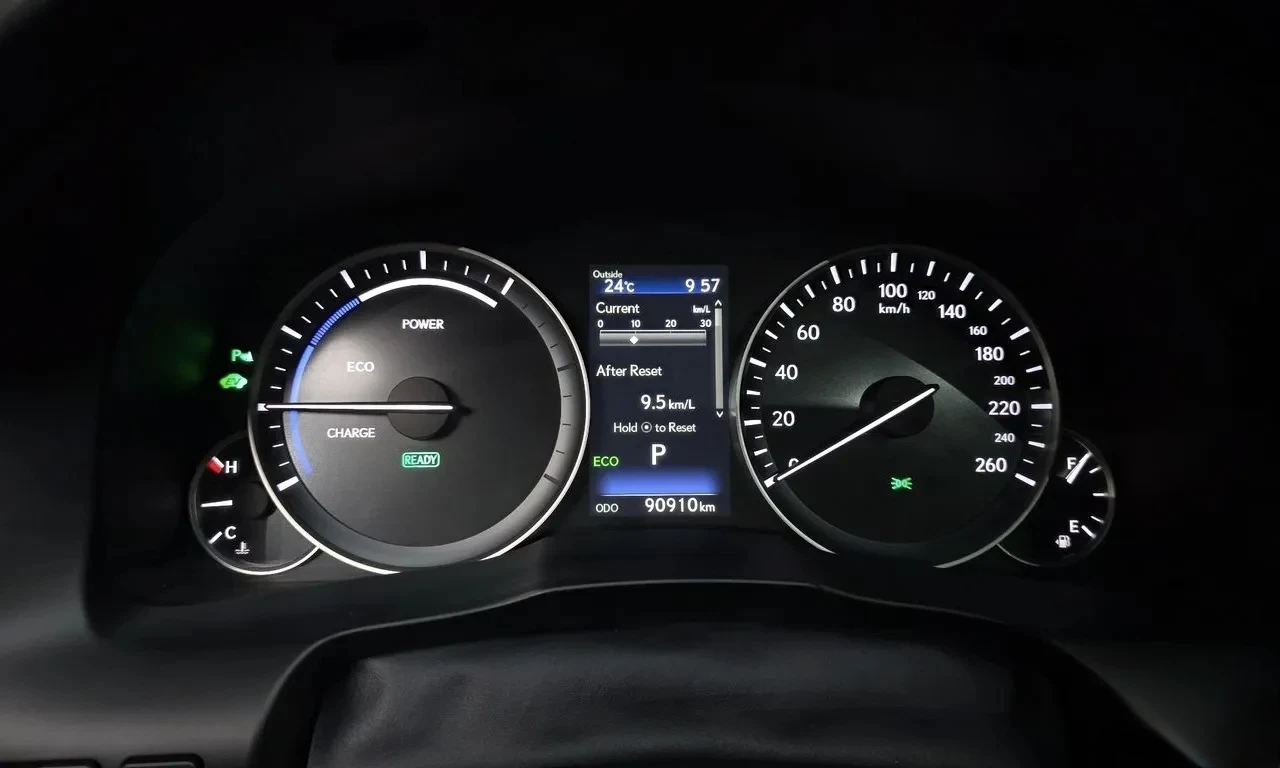 Lexus ES 300 300h Supreme XV60 Full/ Disi/Line assist/обдухване, снимка 9 - Автомобили и джипове - 55248592