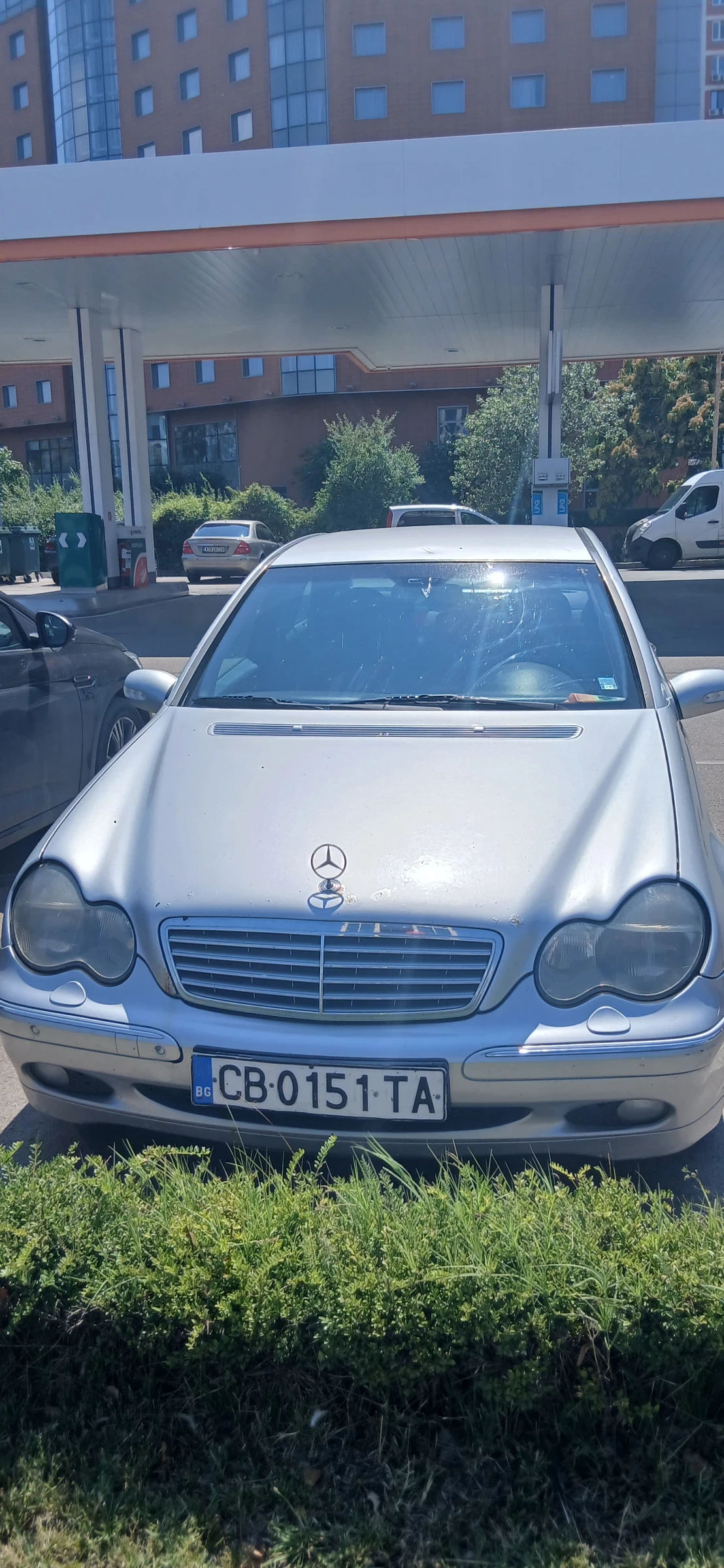 Mercedes-Benz C 220
