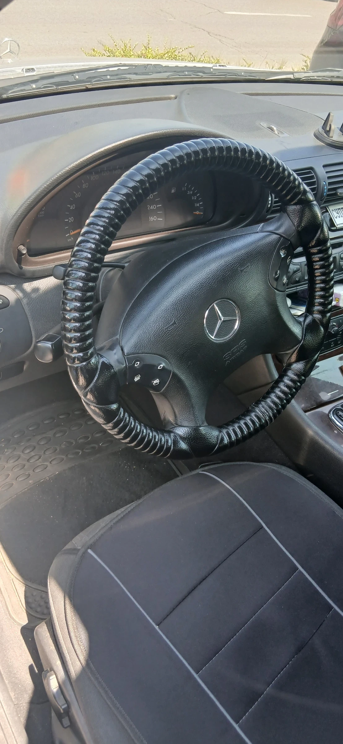 Mercedes-Benz C 220, снимка 6 - Автомобили и джипове - 55378030