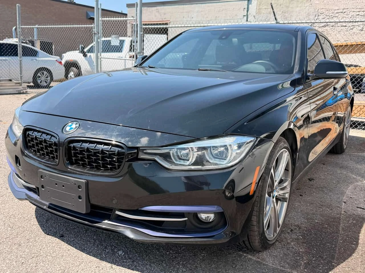 BMW 330 * 330i xDrive * CARFAX * БЕЗ ПЪРВОНАЧАЛНА ВНОСКА