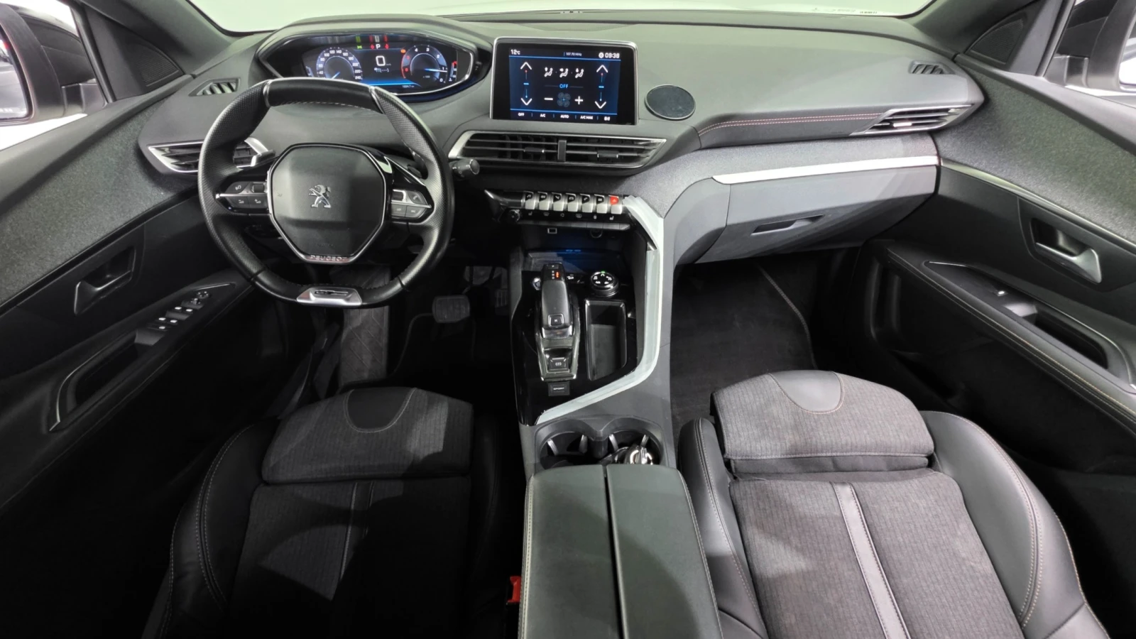 Peugeot 3008 1.5 BlueHDi GT Line | Адаптивен круиз | Панорама, снимка 7 - Автомобили и джипове - 55594499