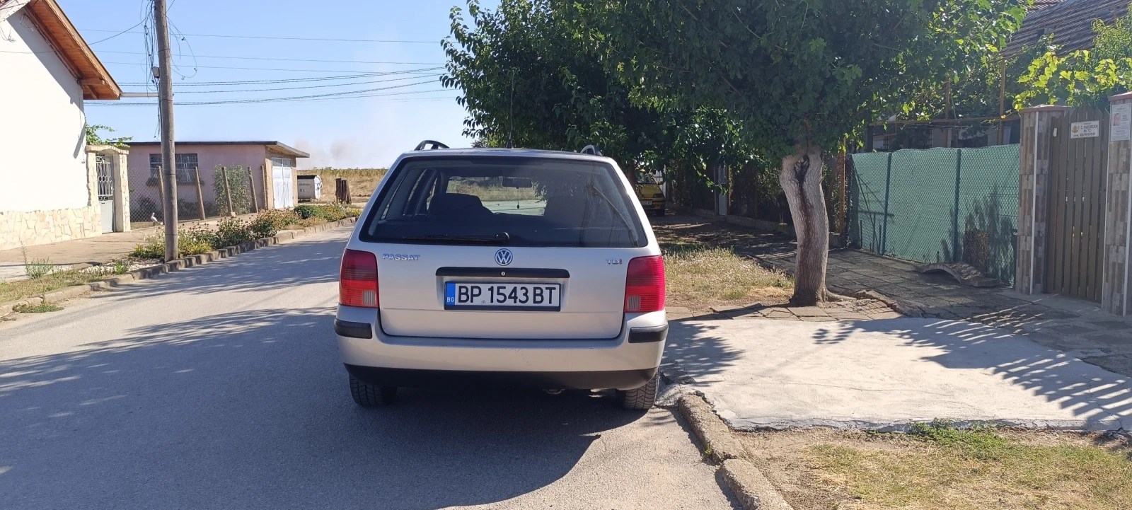 VW Passat 1.9 TDI, снимка 9 - Автомобили и джипове - 55675514