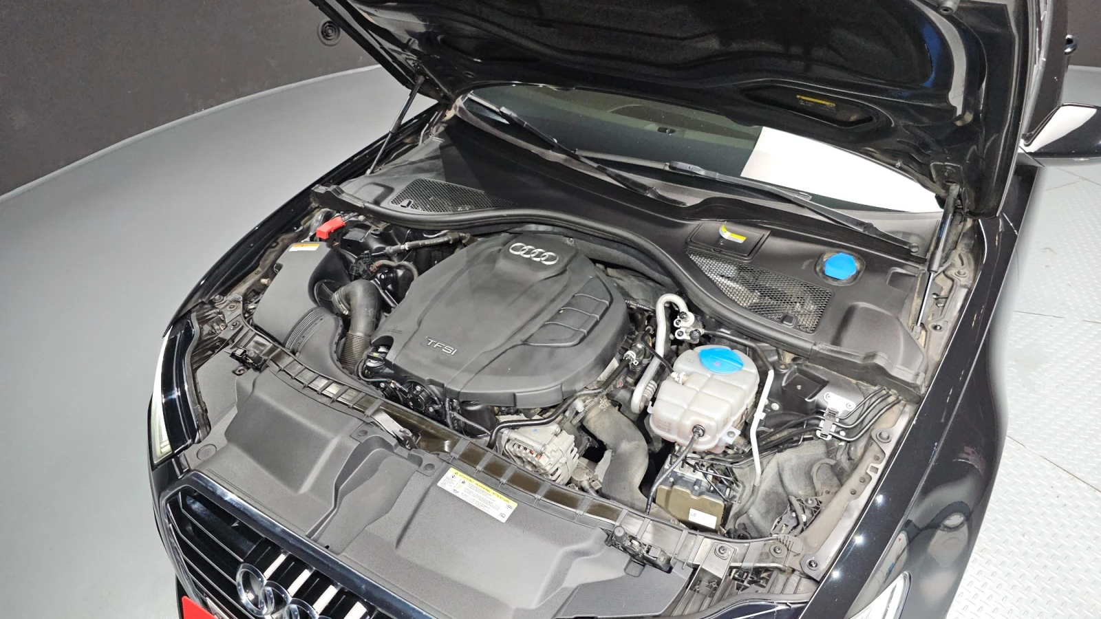 Audi A6 2.0 40TFSI, снимка 5 - Автомобили и джипове - 56095968