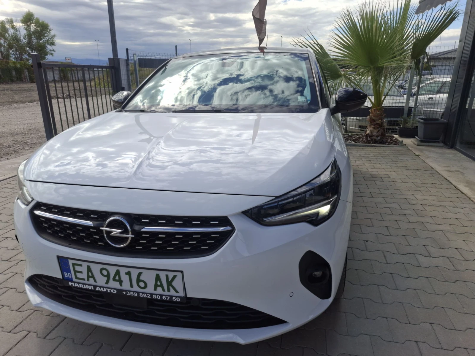 Opel Corsa 50kw* * GS line * * Led * * 78.x.km, снимка 13 - Автомобили и джипове - 56181141