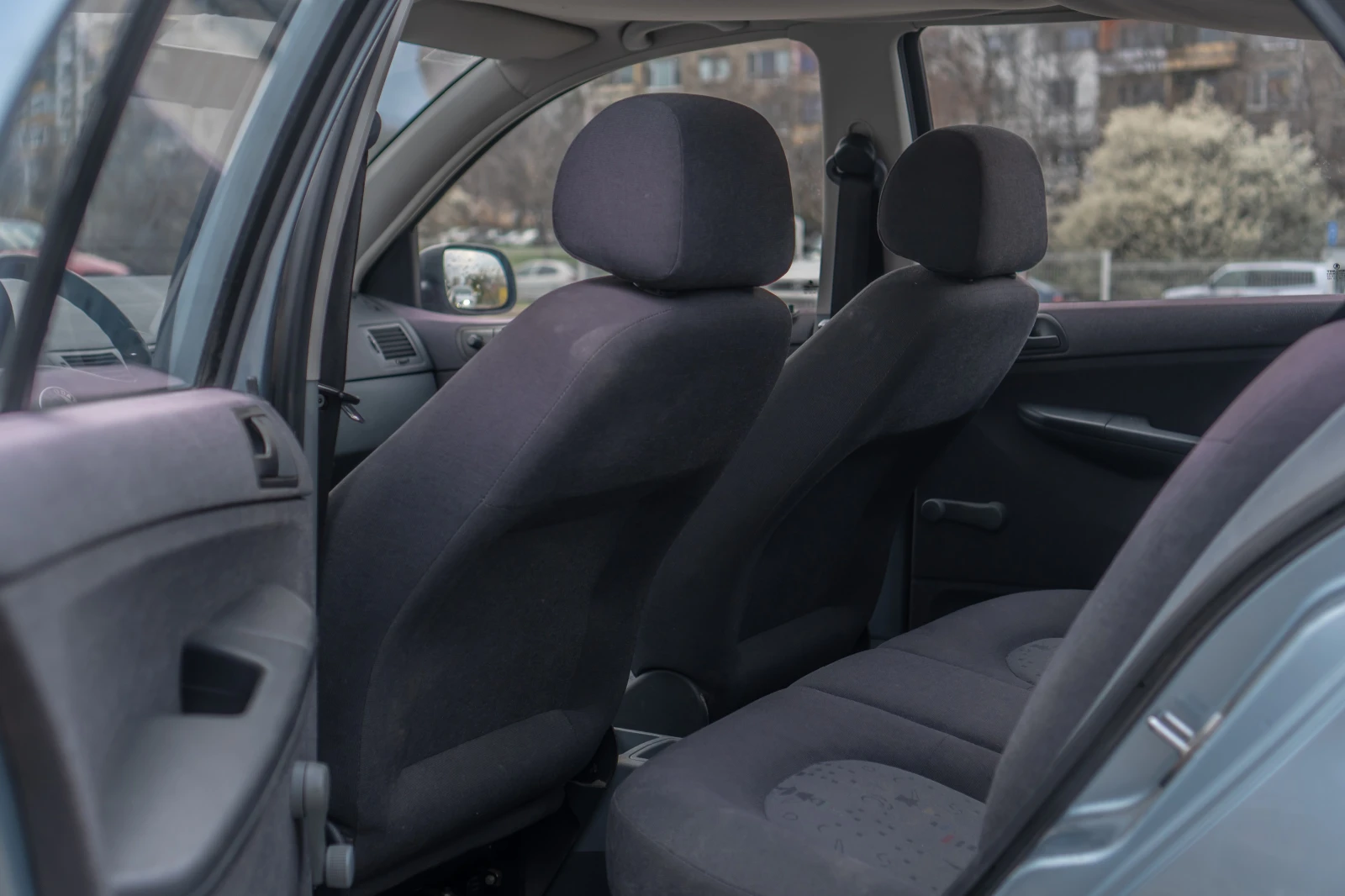 Skoda Fabia 1, 4 MPI, снимка 8 - Автомобили и джипове - 56264954