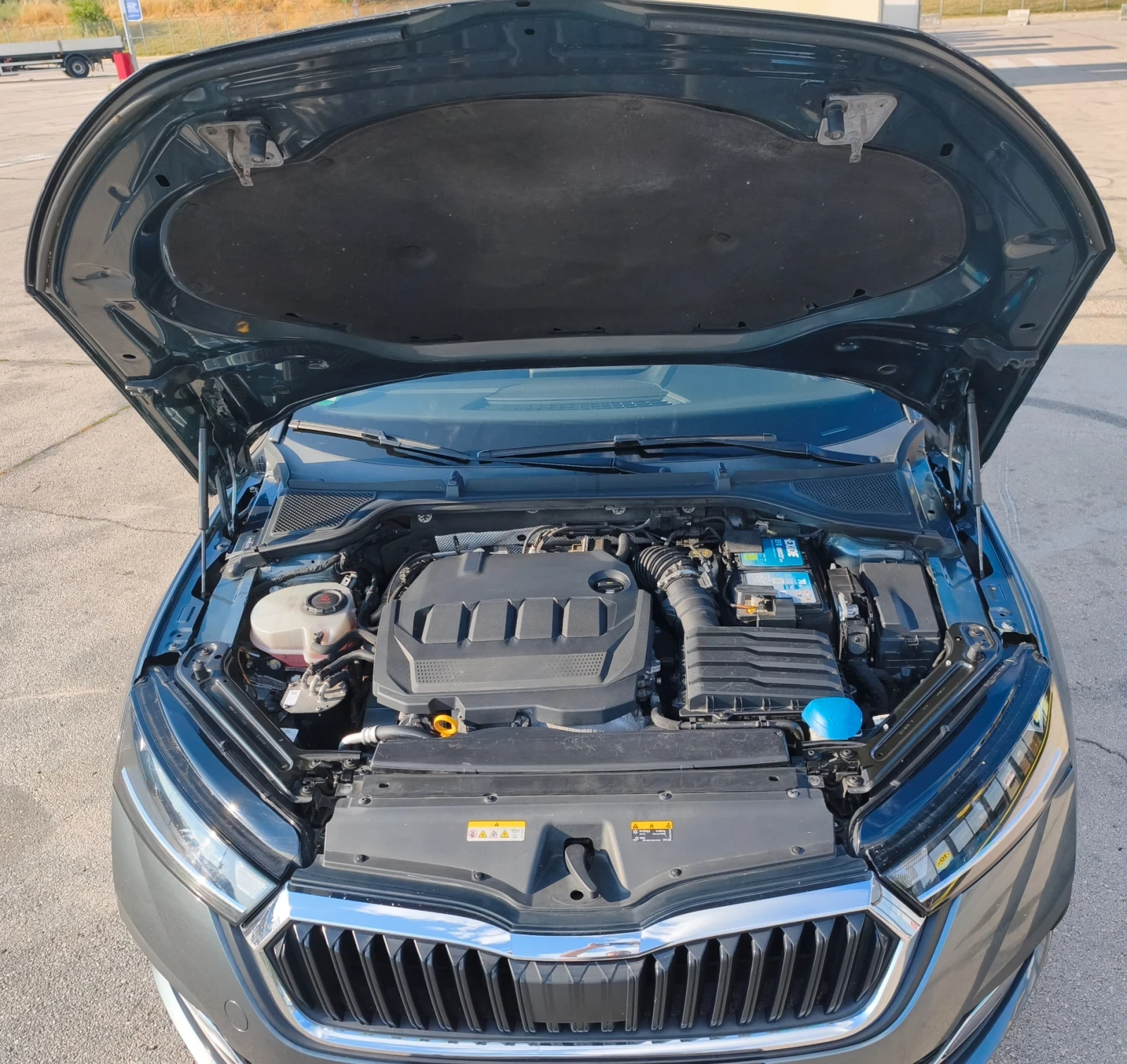 Skoda Octavia Style, снимка 14 - Автомобили и джипове - 56288563