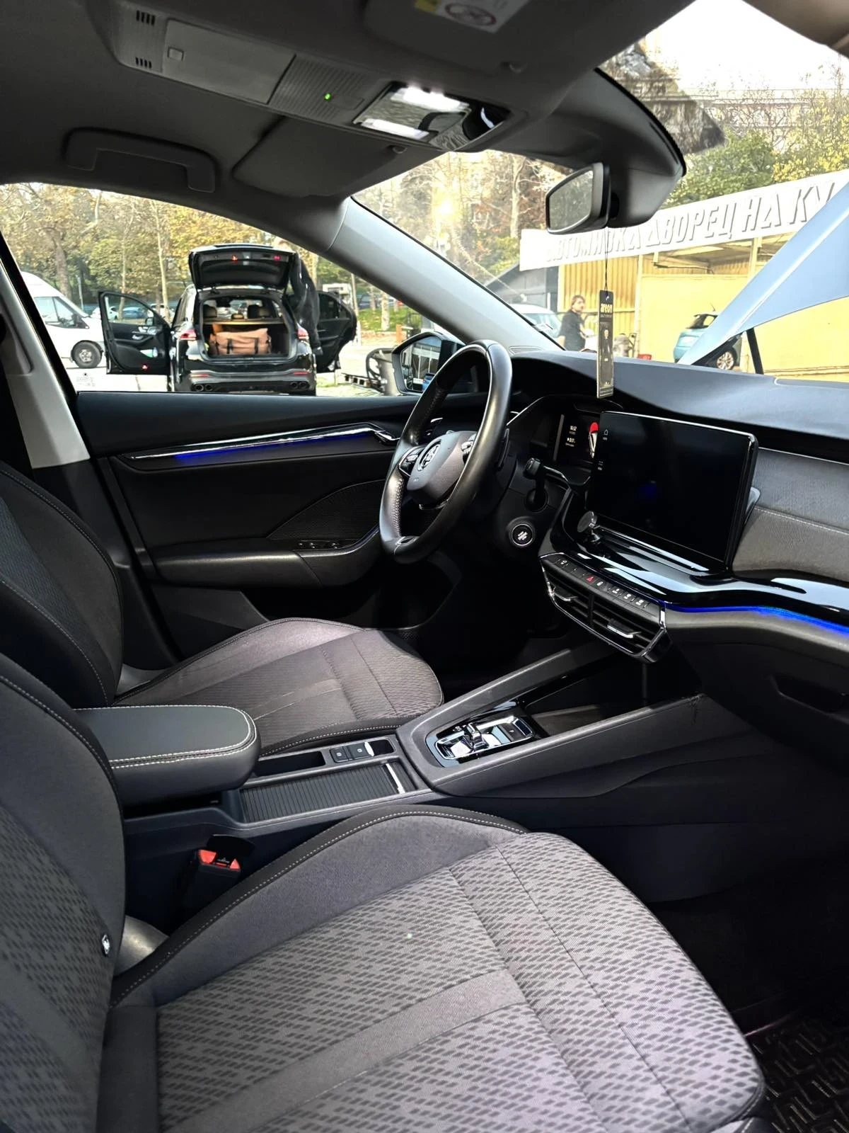 Skoda Octavia Style, снимка 11 - Автомобили и джипове - 56288563