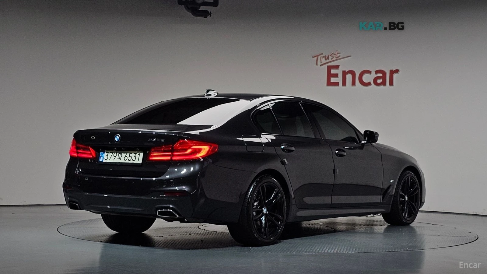 BMW 530E M SPORT* КОЖА* ПОДГРЕВ* HEADUP* PANO, снимка 3 - Автомобили и джипове - 56301110