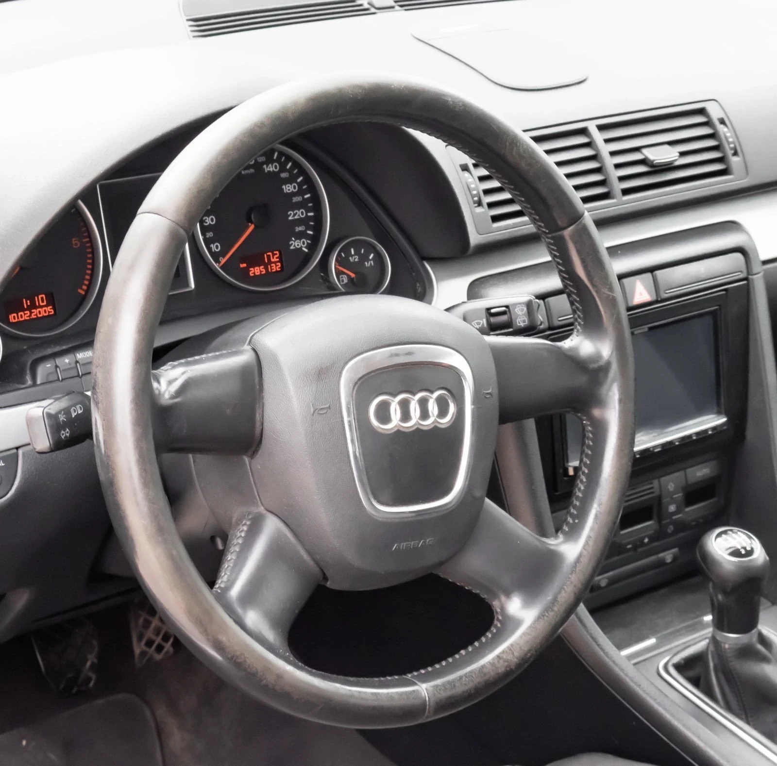 Audi A4 2.0tdi 6ck., снимка 10 - Автомобили и джипове - 56536345
