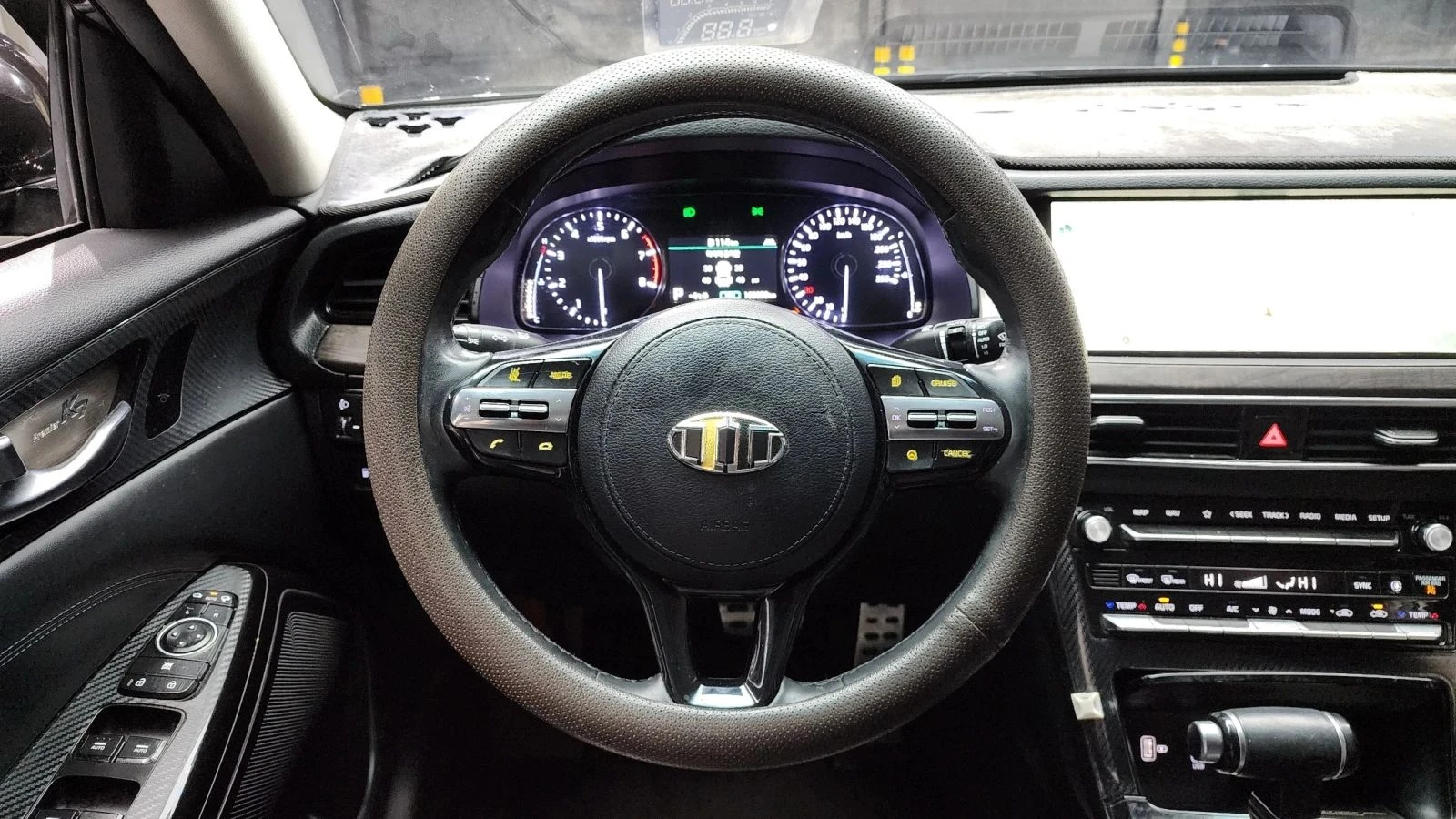 Kia K7, снимка 12 - Автомобили и джипове - 56689539