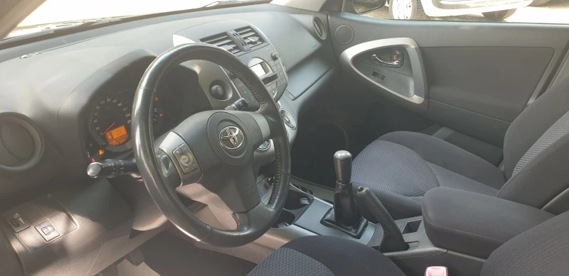 Toyota Rav4 2.0i  4Х4 165000КМ. 100% РЕАЛНИ, снимка 10 - Автомобили и джипове - 46432579