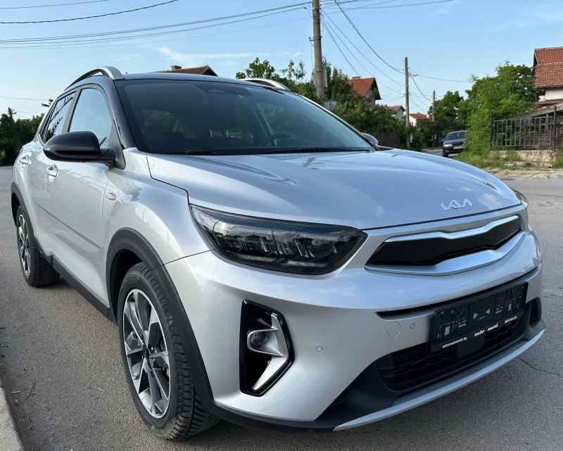 Kia Stonic Hybrid_2021, снимка 3 - Автомобили и джипове - 46929923