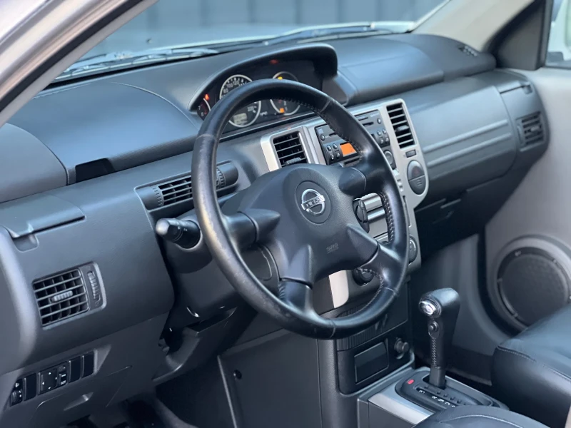 Nissan X-trail 2.5i 4x4 ЛИЗИНГ, снимка 11 - Автомобили и джипове - 48028603