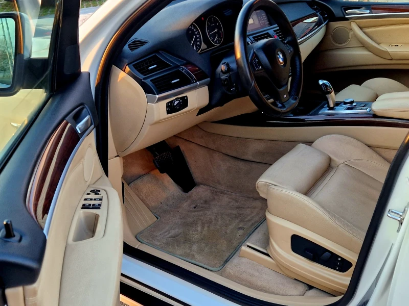 BMW X5 3.5D M Pack, снимка 8 - Автомобили и джипове - 52831869