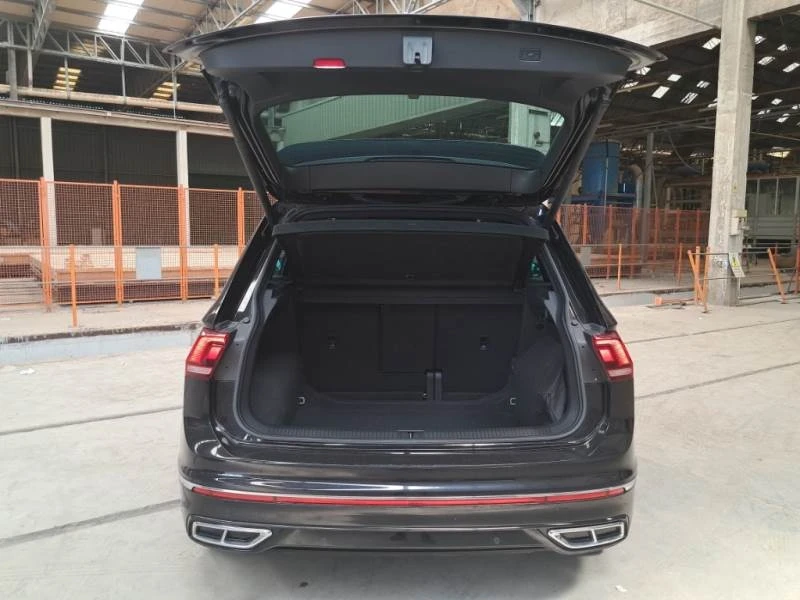 VW Tiguan R line 4motion 2.0tdi 5.2021г - изображение 3