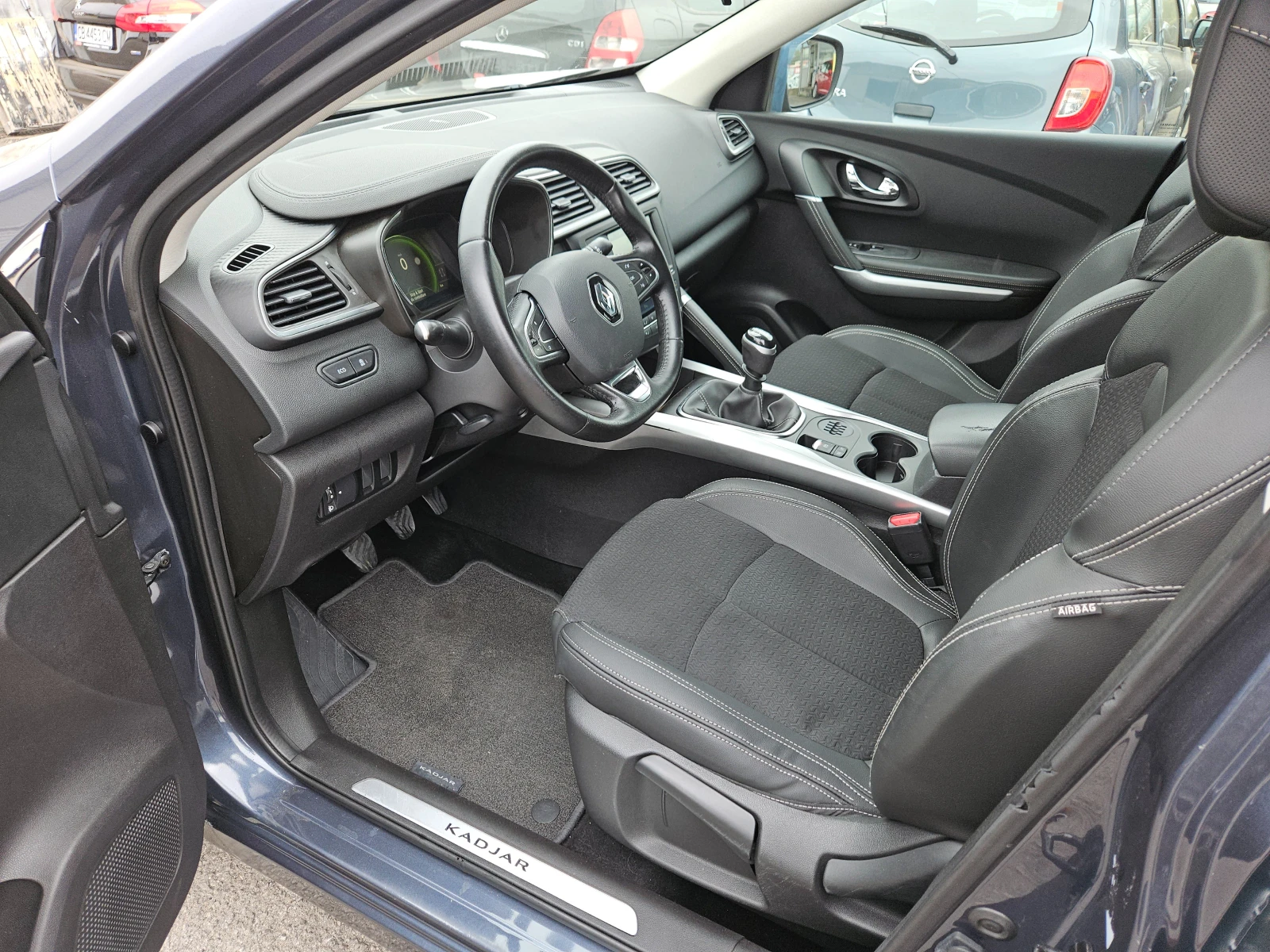 Renault Kadjar 1.5DCI/Energy/110k.c/6ск/LED/NAVI/БЛУТУТ/EURO6/ТОП - изображение 9