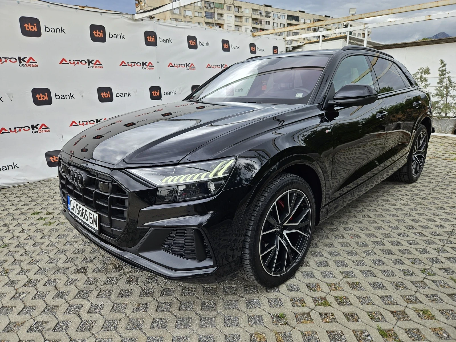 Audi Q8 50TDI/129.000KM/S-LINE/HUD/PANO/B&O/DISTRON - изображение 6