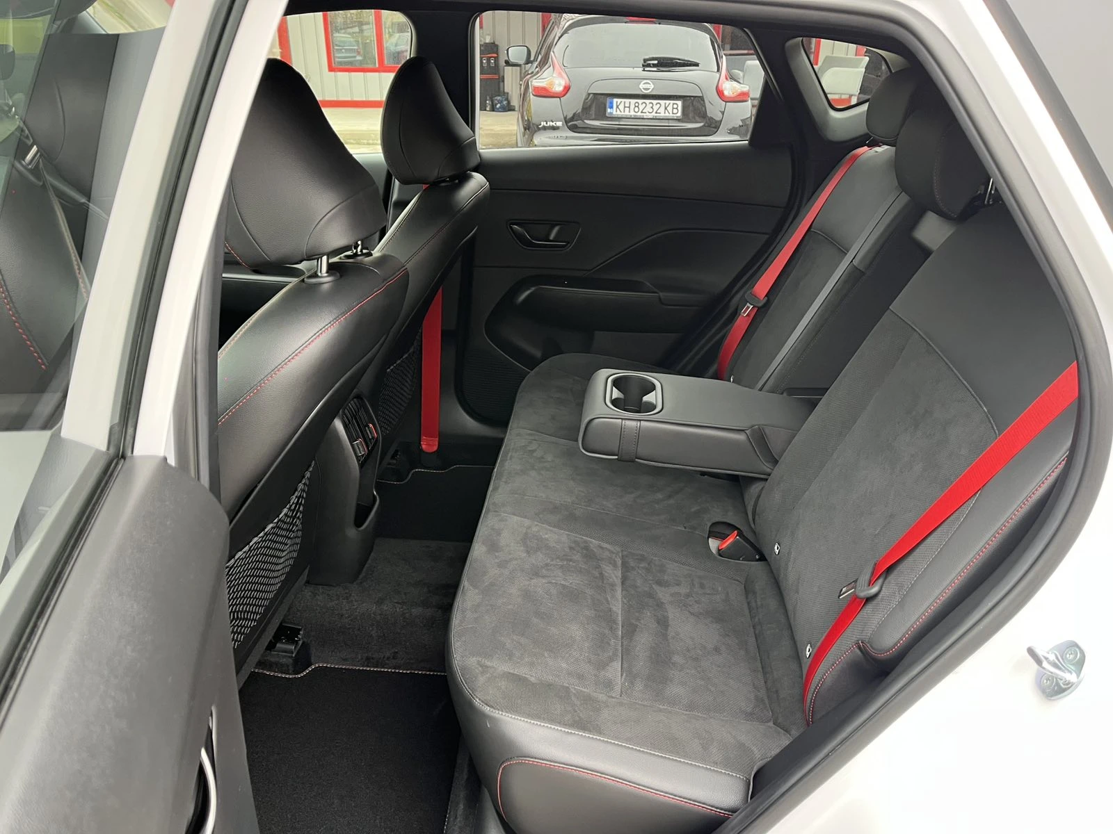 Hyundai Kona 1.6 BENZ N LINE, снимка 9 - Автомобили и джипове - 54030574