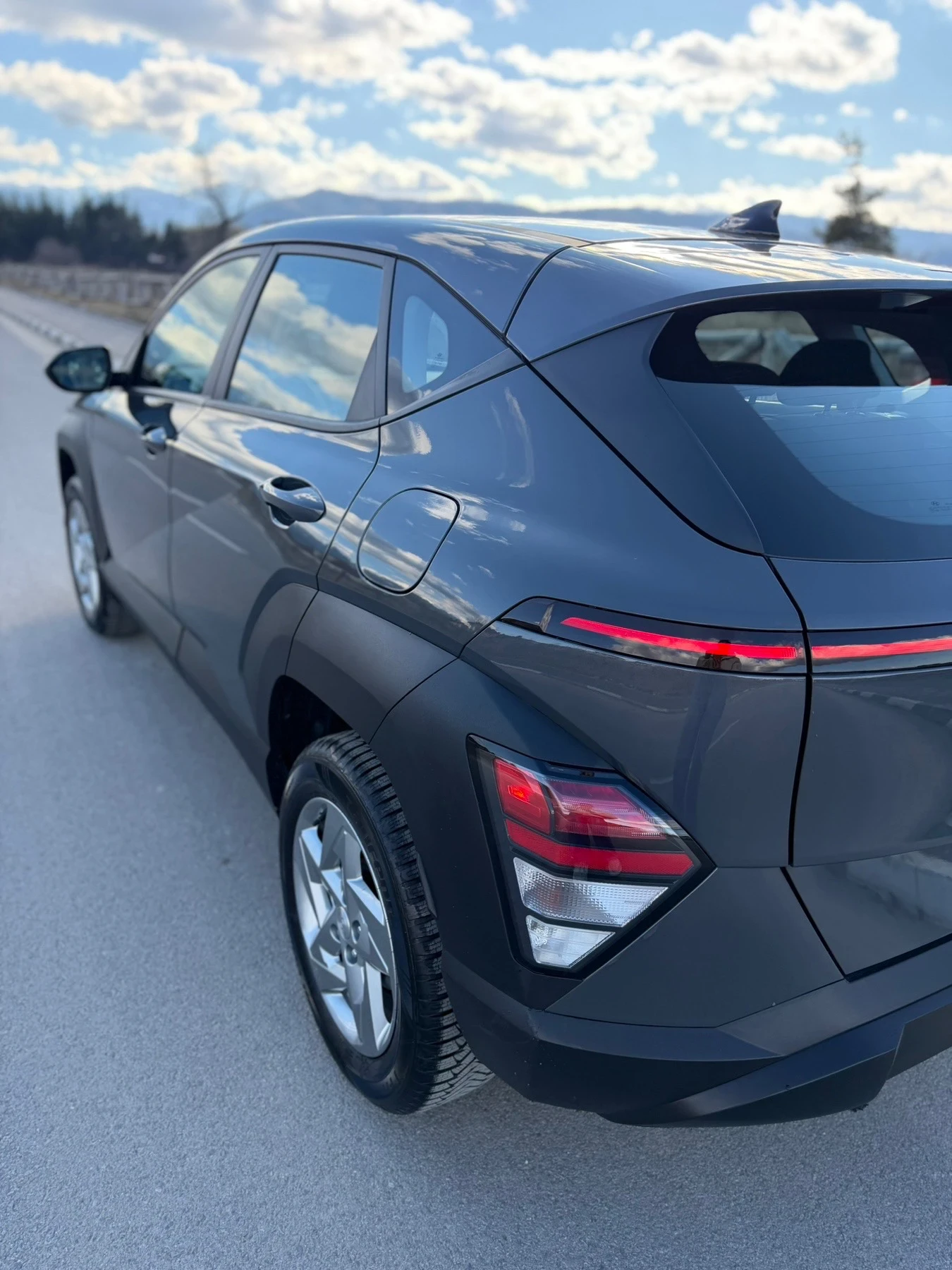 Hyundai Kona 4x4, снимка 3 - Автомобили и джипове - 54302776