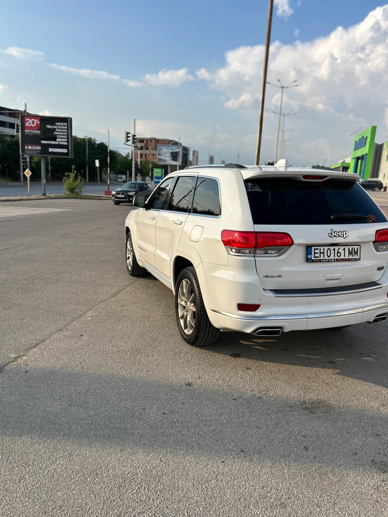 Jeep Grand cherokee SUMMIT, снимка 2 - Автомобили и джипове - 55126004