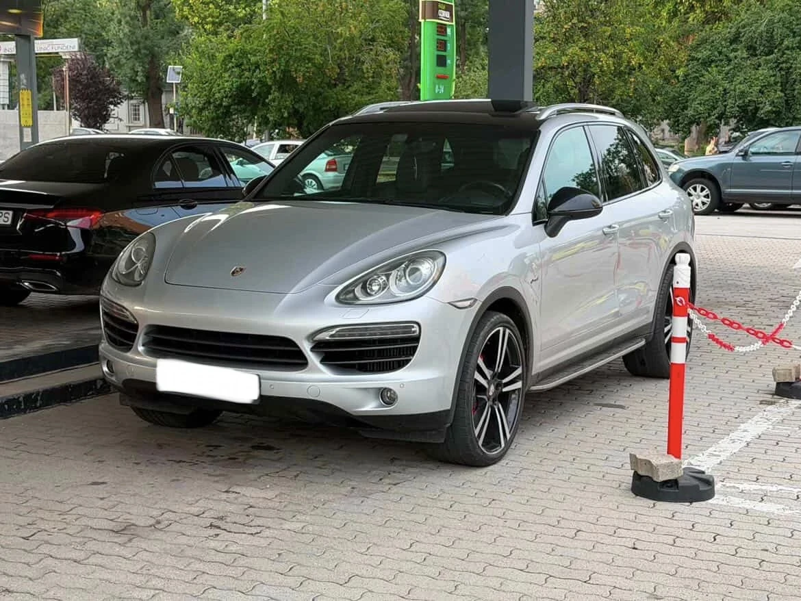 Porsche Cayenne, снимка 2 - Автомобили и джипове - 55152152