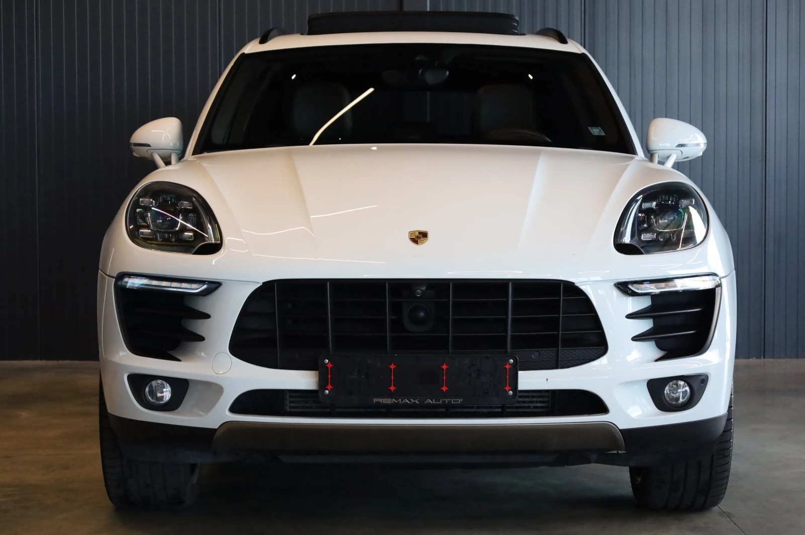 Porsche Macan S OPTIC* 360* PANO* BOSE* HD MATRIX LIGHTS* , снимка 2 - Автомобили и джипове - 55736123