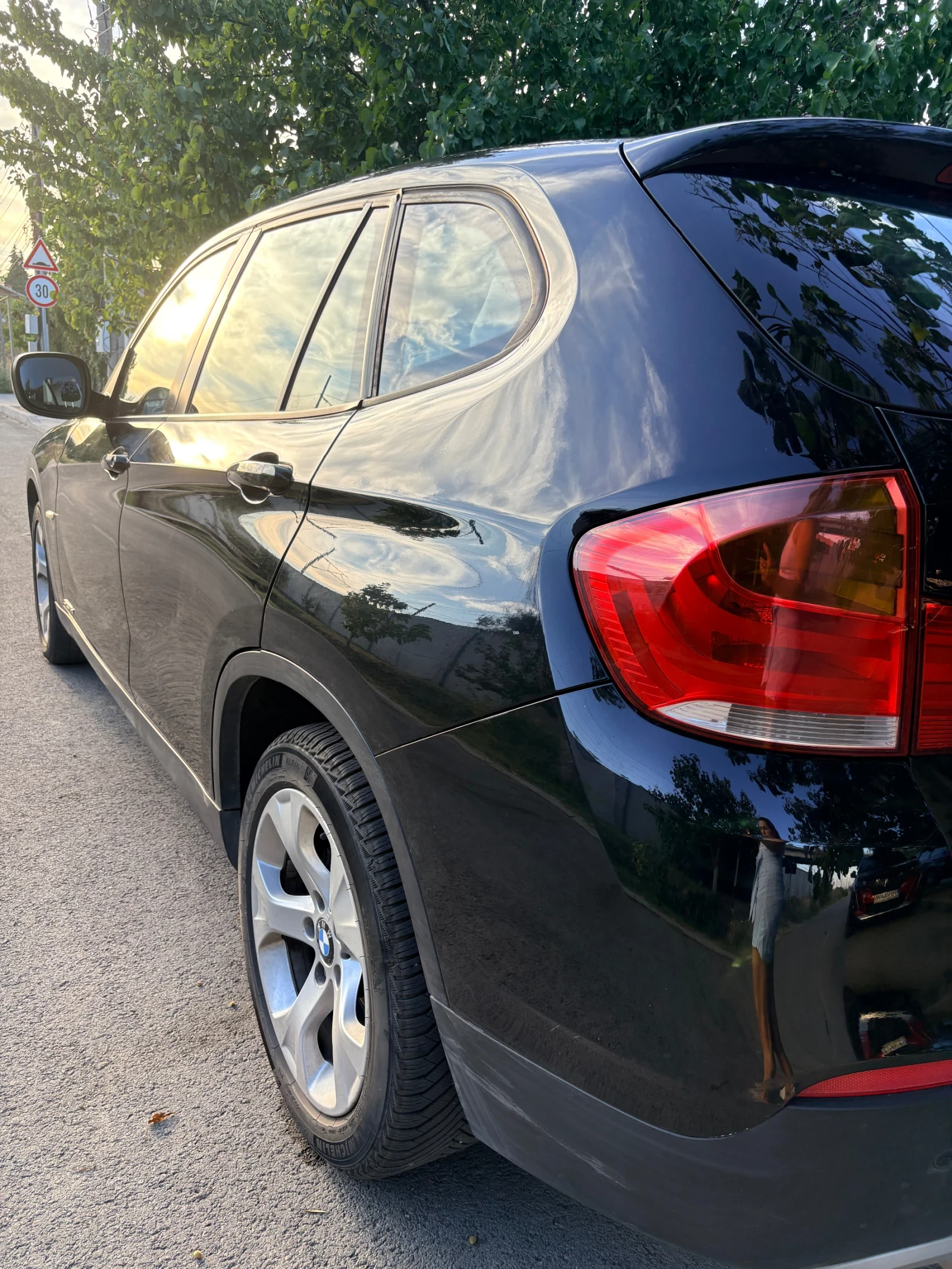 BMW X1, снимка 5 - Автомобили и джипове - 55838152