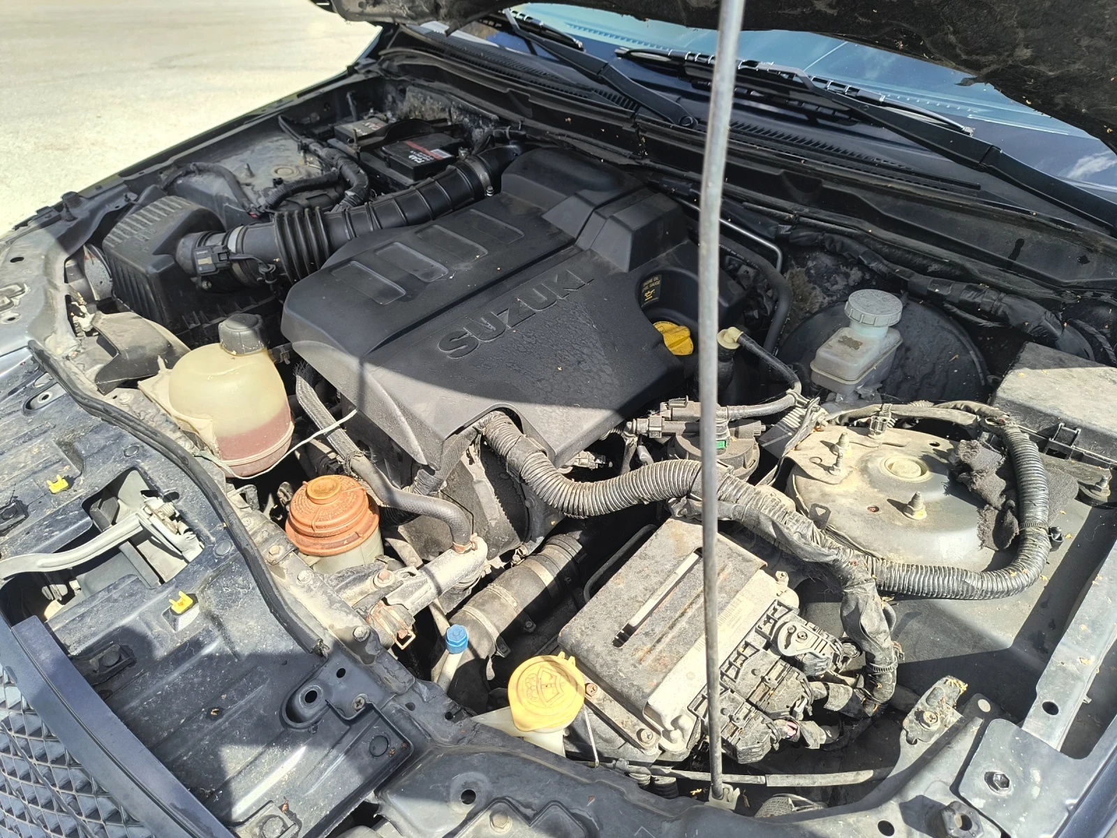 Suzuki Grand vitara DDIS, снимка 12 - Автомобили и джипове - 56082433
