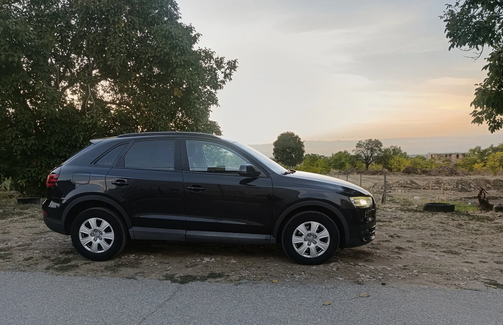Audi Q3 2.0 Tdi 4x4, снимка 3 - Автомобили и джипове - 56415876