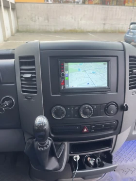 Mercedes-Benz Sprinter 318 Sprinter318  3.0 v6 184кс, снимка 12