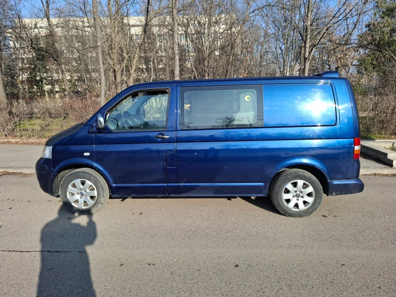 VW T5, снимка 17 - Бусове и автобуси - 49306408