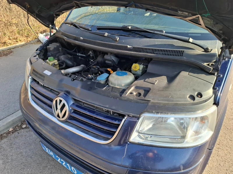 VW T5, снимка 10 - Бусове и автобуси - 49306408