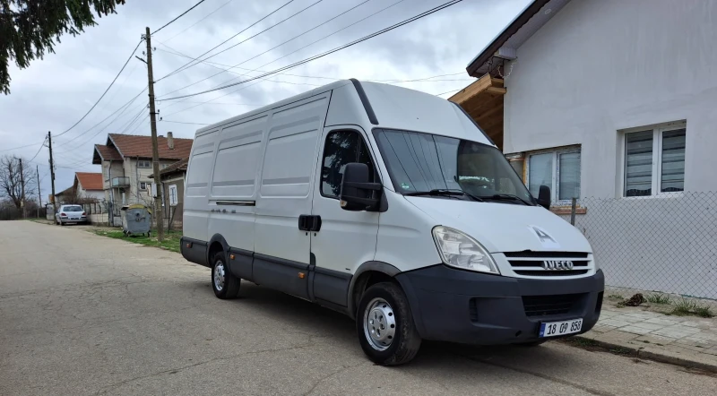 Iveco Daily 35S14, снимка 1 - Бусове и автобуси - 49531434