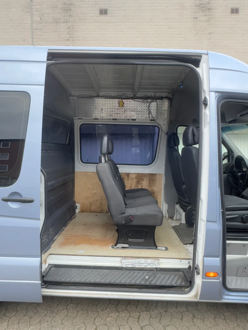 Mercedes-Benz Sprinter 318 Sprinter318  3.0 v6 184кс, снимка 8 - Бусове и автобуси - 53142113