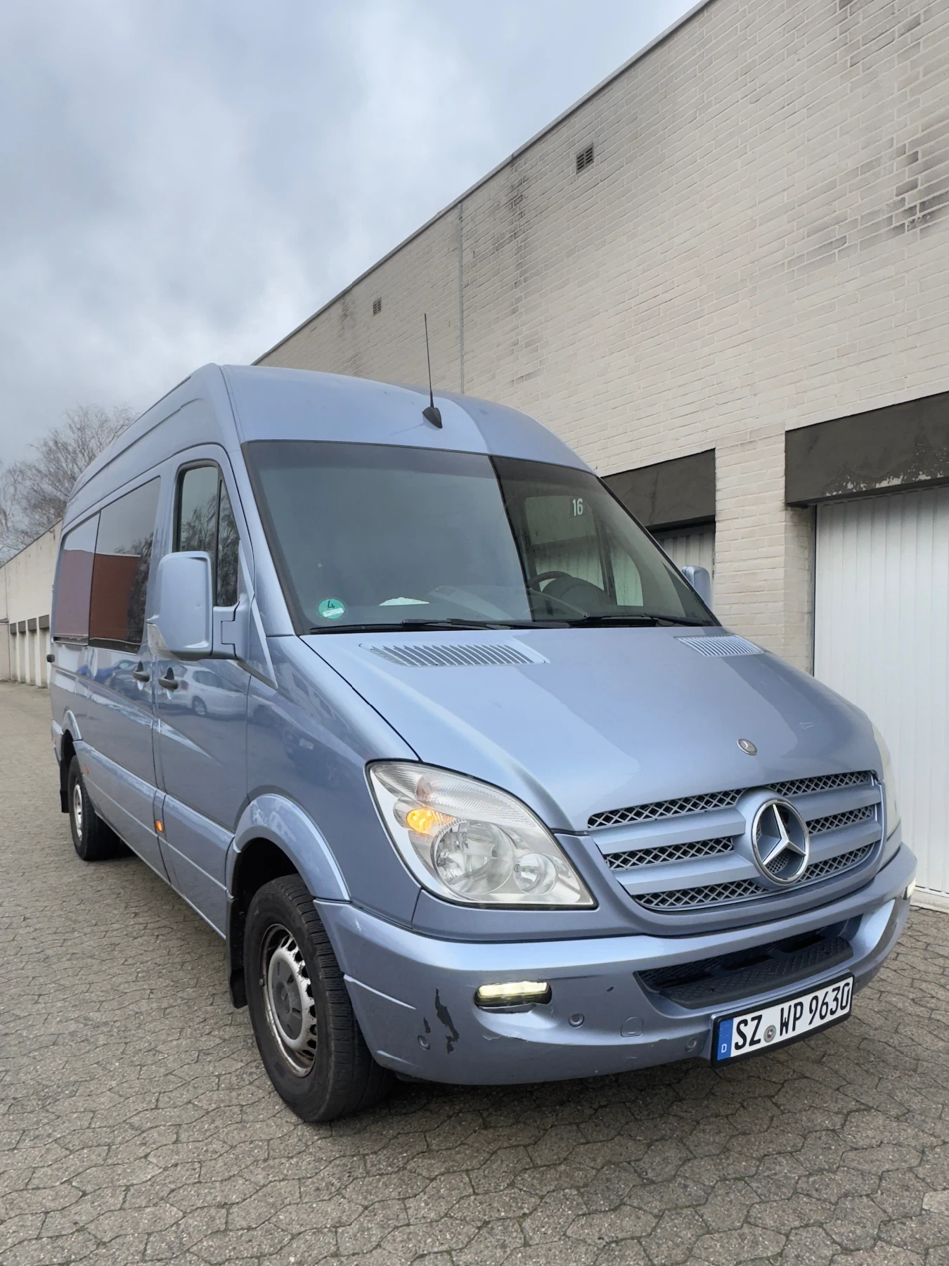 Mercedes-Benz Sprinter 318 Sprinter318  3.0 v6 184кс - изображение 2