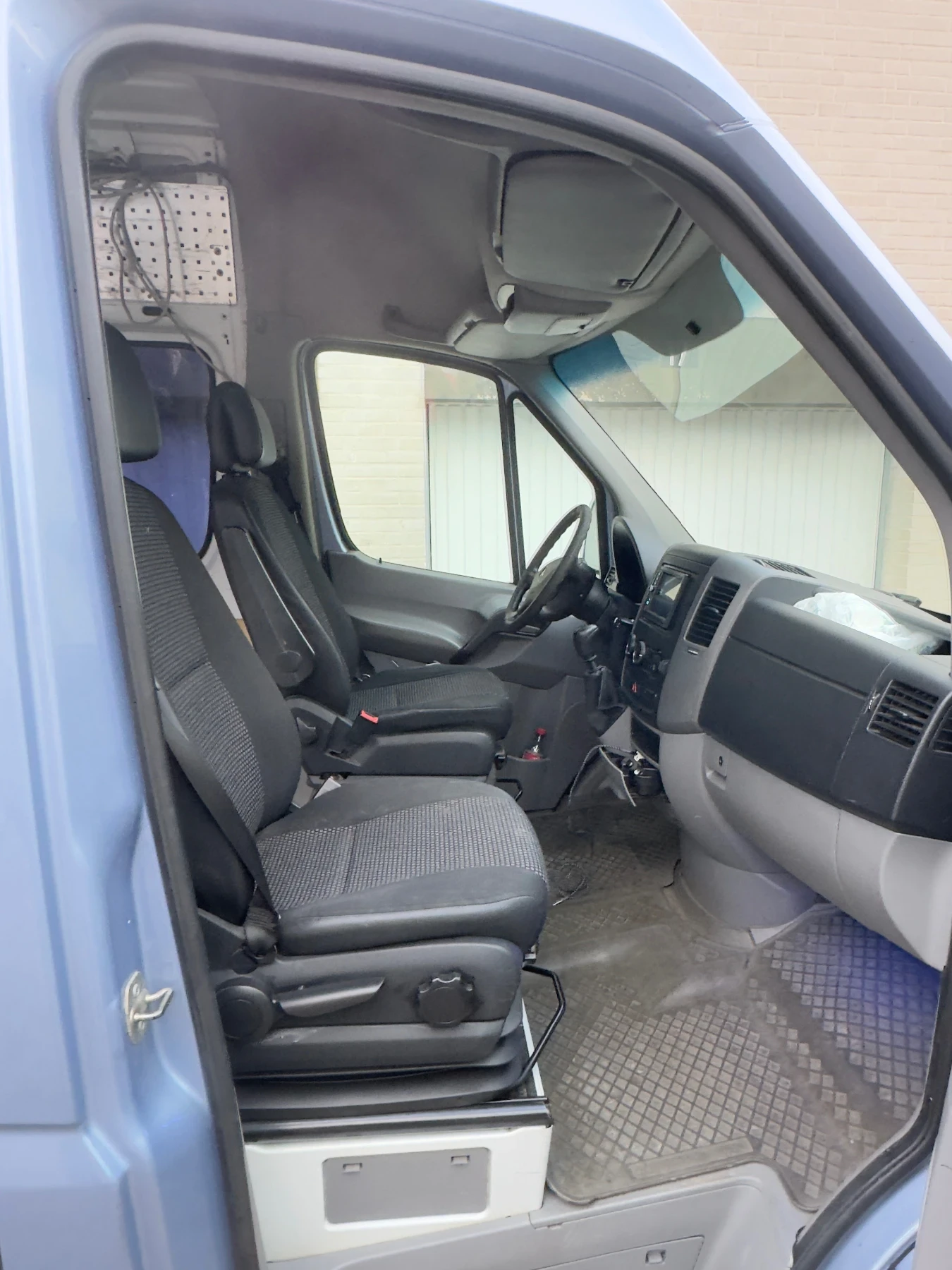 Mercedes-Benz Sprinter 318 Sprinter318  3.0 v6 184кс - изображение 9