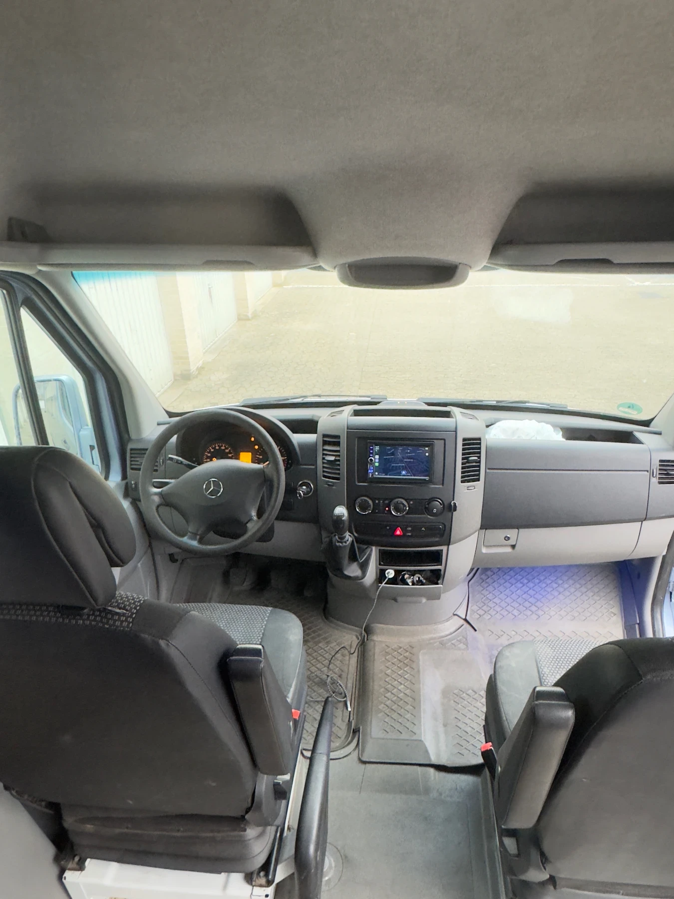 Mercedes-Benz Sprinter 318 Sprinter318  3.0 v6 184�� | Mobile.bg � ����������� 11